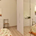 BDC - Coliseum Apartment